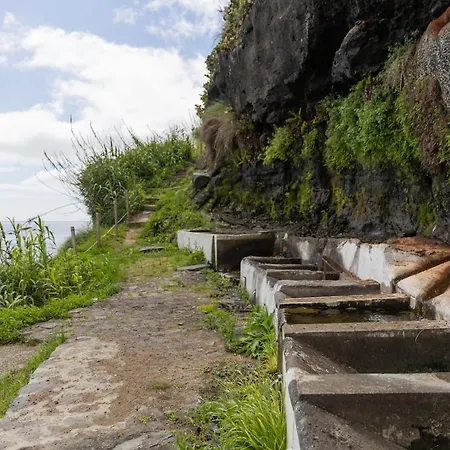 Fonte Da Rocha - Pias *