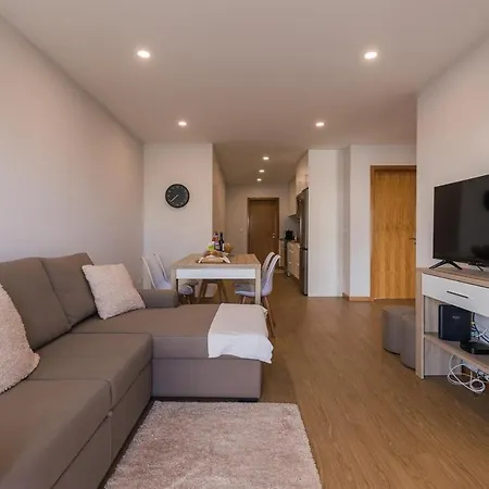 Fonte Da Rocha - Pias Relva (Azores)