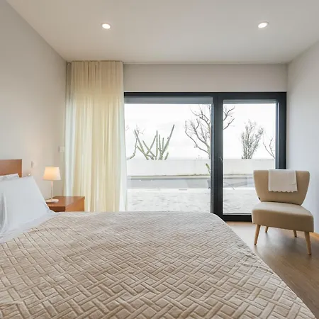 Fonte Da Rocha - Pias Relva (Azores)