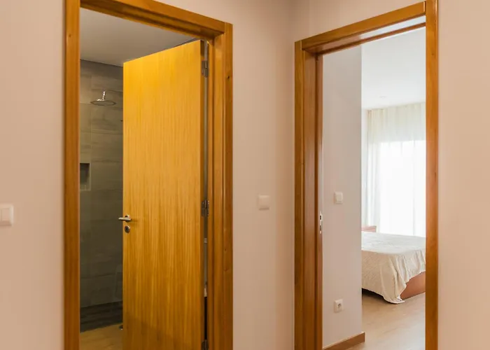 Fonte Da Rocha - Pias * Relva (Azores)